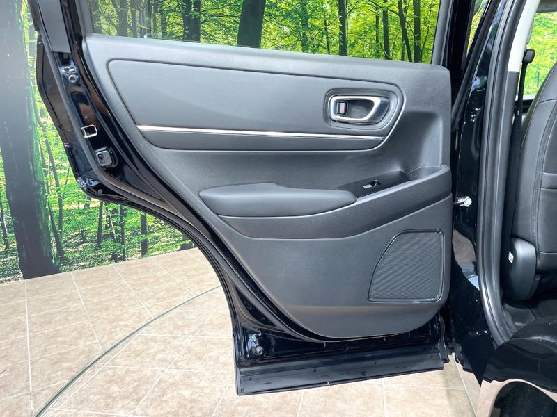2023 Honda Vezel 6AA-RV5 (UW-6a5c41a7db97e)[22]