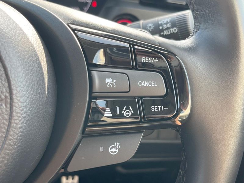 2024 Honda Vezel 6AA-RV5 (UW-6a5c41a9551de)[15]