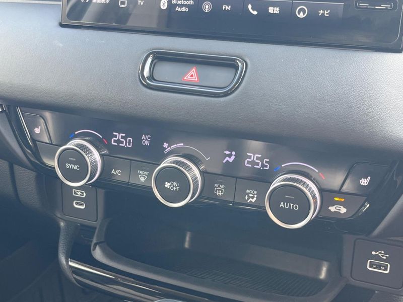 2024 Honda Vezel 6AA-RV5 (UW-6a5c41a9551de)[18]