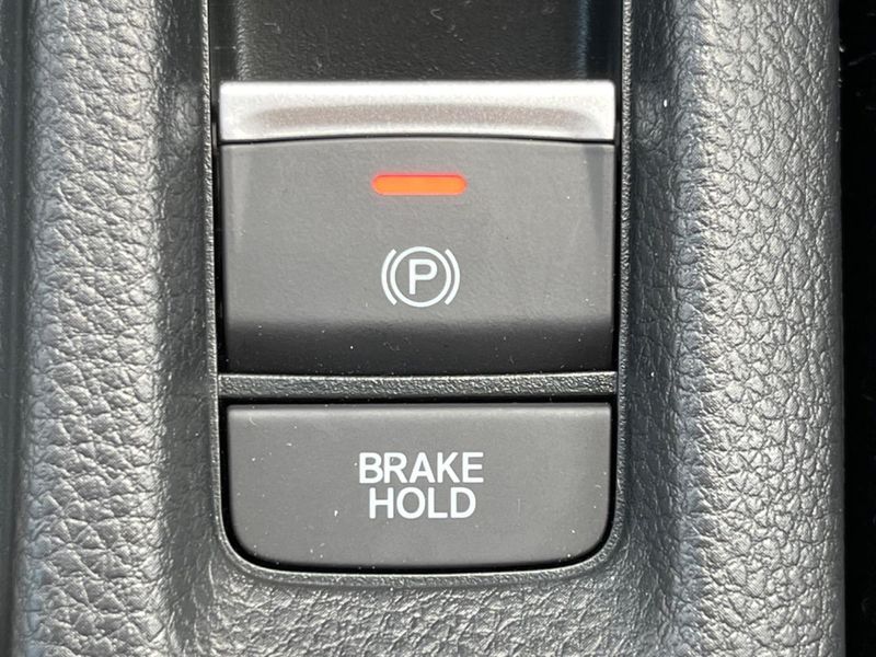 2024 Honda Vezel 6AA-RV5 (UW-6a5c41a9551de)[23]