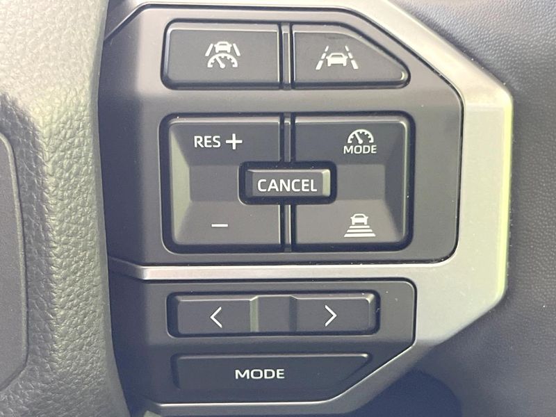 2025 Toyota Land Cruiser 250 3BA-TRJ250W (UW-6a5c41dd05a42)[14]