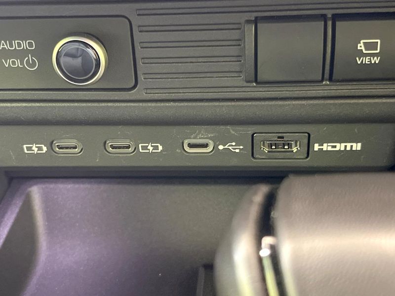 2025 Toyota Land Cruiser 250 3BA-TRJ250W (UW-6a5c41dd05a42)[21]