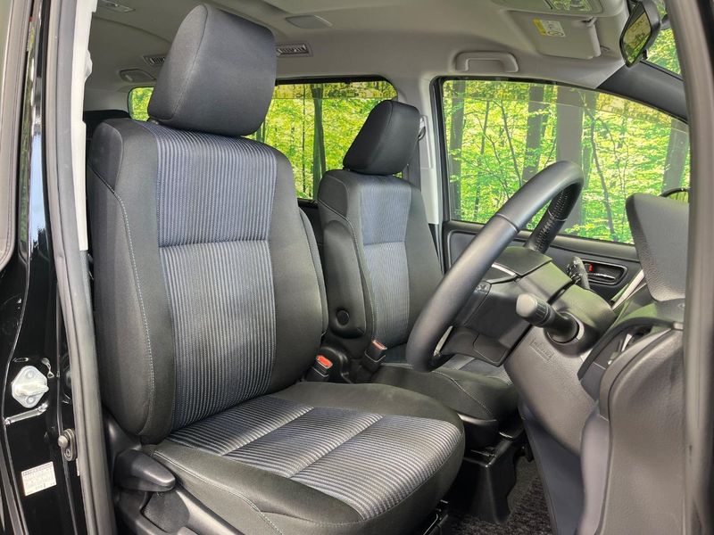 2015 Toyota Voxy DBA-ZRR80W (UW-6a5c421e9bea8)[20]