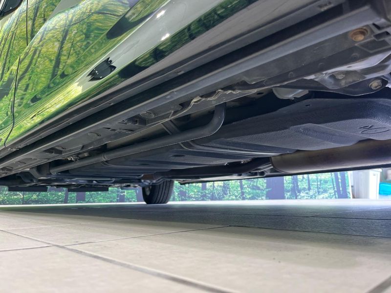2015 Toyota Voxy DBA-ZRR80W (UW-6a5c421e9bea8)[27]