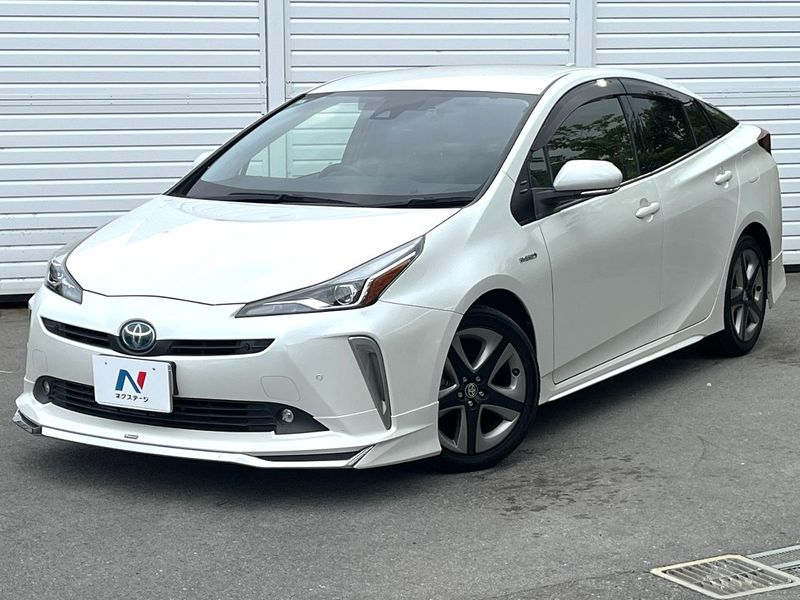 2020 Toyota Prius DAA-ZVW51 (UW-6a5c4247386d8)[0]
