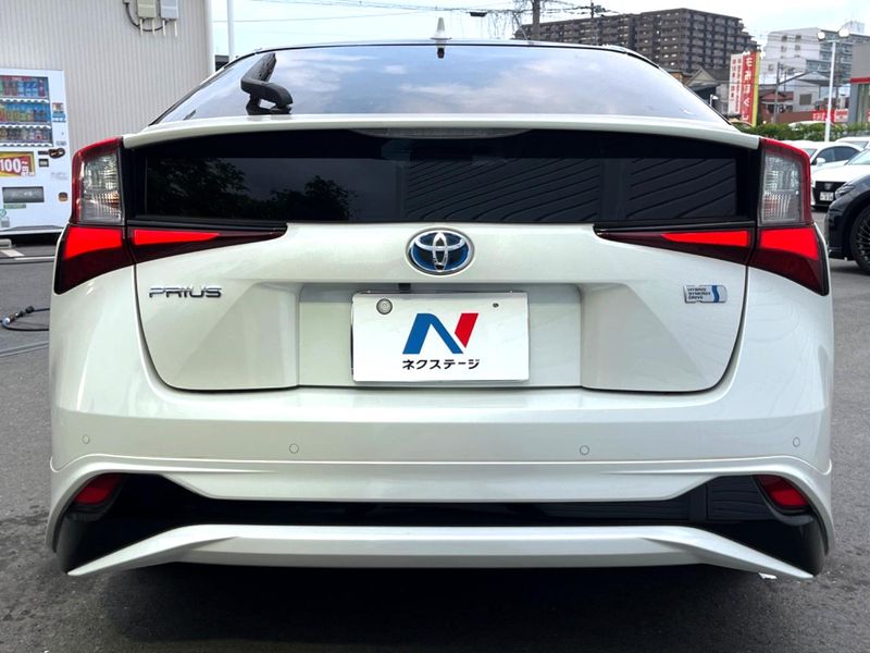 2020 Toyota Prius DAA-ZVW51 (UW-6a5c4247386d8)[17]
