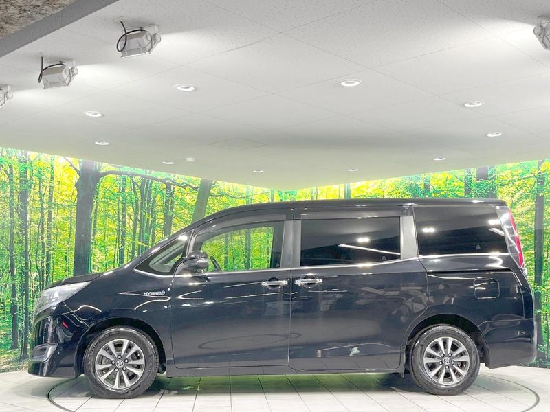 2017 Toyota Esquire DAA-ZWR80G (UW-6a5c4256b6704)[8]