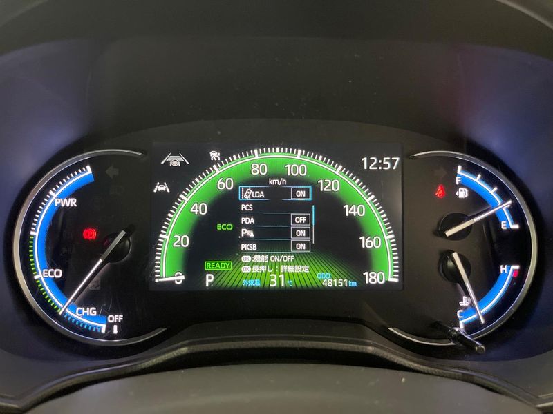 2023 Toyota Voxy 6AA-ZWR90W (UW-6a5c425ded81f)[16]