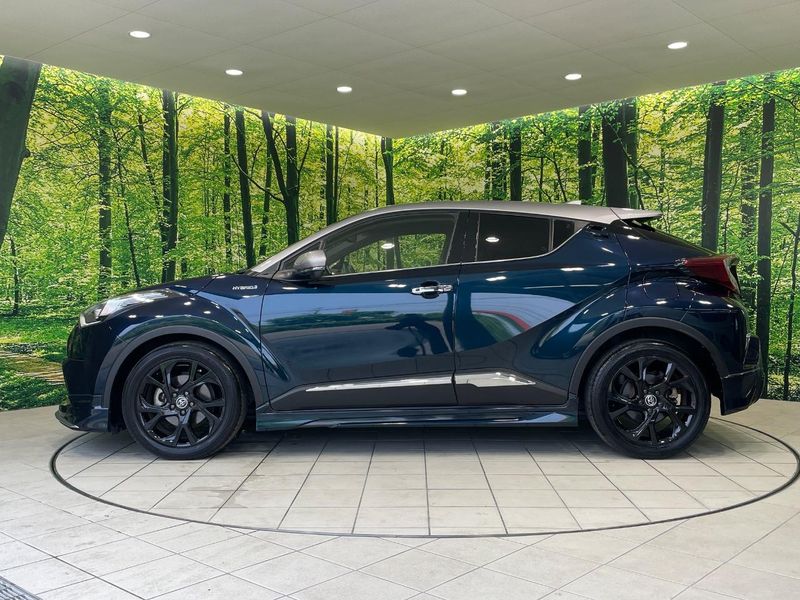 2019 Toyota C-HR DAA-ZYX10 (UW-6a5c426ea5ded)[13]