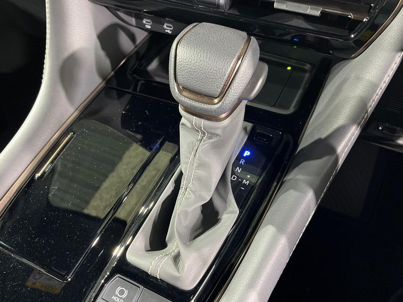 2023 Toyota Alphard 3BA-AGH40W (UW-6a5d9016d885e)[22]