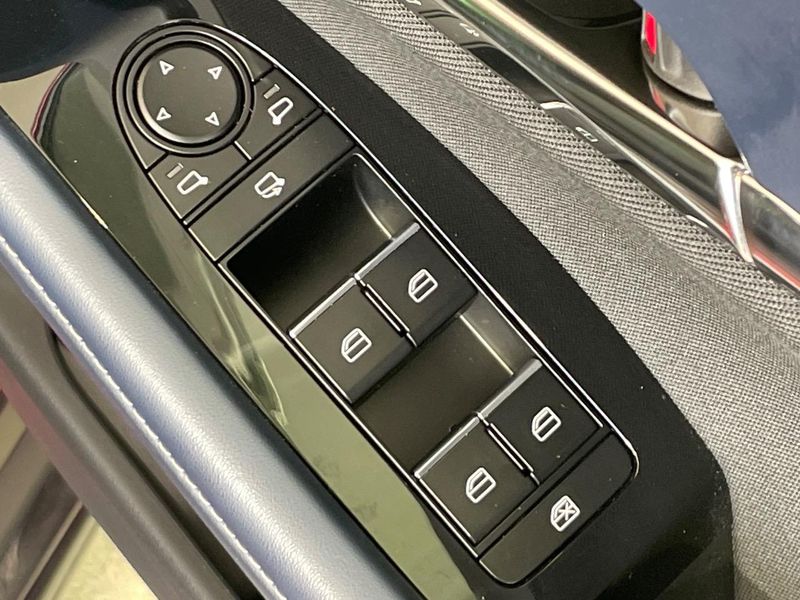 2022 Mazda CX-30 3DA-DM8P (UW-6a5d9097e30ad)[27]