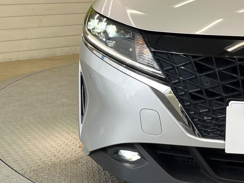 2022 Nissan Note 6AA-E13 (UW-6a5d90a6ece27)[10]