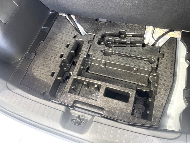 2023 Nissan Aura 6AA-FE13 (UW-6a5d90af81b46)[29]