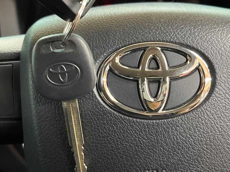 2024 Toyota Land Cruiser 70 3DA-GDJ76W (UW-6a5d90c1e5a94)[19]