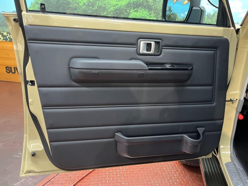 2024 Toyota Land Cruiser 70 3DA-GDJ76W (UW-6a5d90c1e5a94)[4]