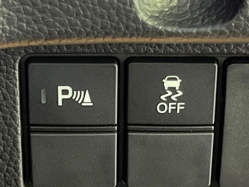 2021 Honda N-BOX CUSTOM 6BA-JF3 (UW-6a5d91432b64d)[20]
