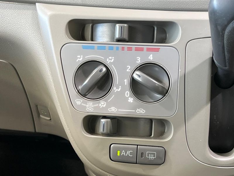 2015 Daihatsu Mira e:S DBA-LA300S (UW-6a5d91ac35874)[9]
