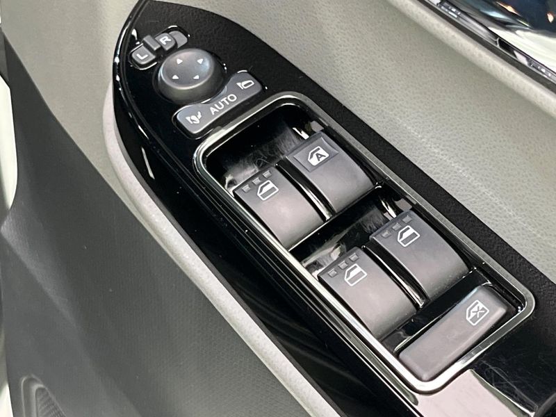 2019 Daihatsu Tanto 5BA-LA650S (UW-6a5d91c60c78f)[13]