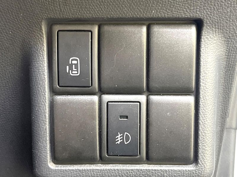 2010 Nissan Roox DBA-ML21S (UW-6a5d923de142a)[13]