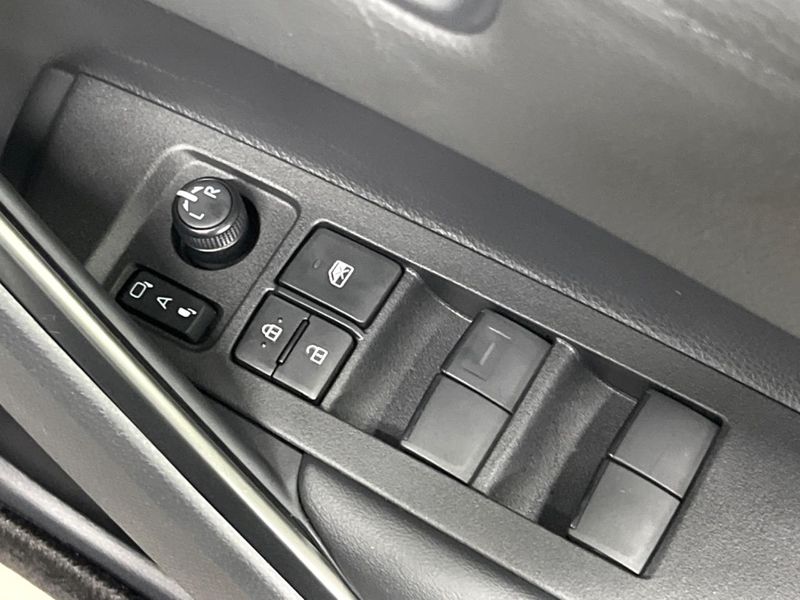 2025 Toyota Corolla Cross 6AA-MXGH15 (UW-6a5d92711c074)[6]