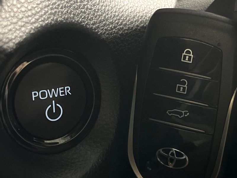 2025 Toyota Corolla Cross 6AA-MXGH15 (UW-6a5d92711c074)[8]