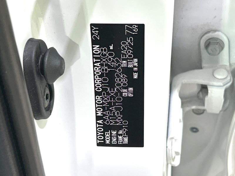 2025 Toyota Yaris Cross 6AA-MXPJ10 (UW-6a5d927b906bd)[1]