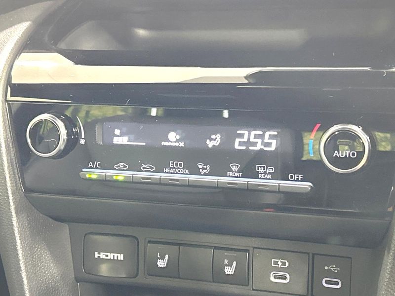 2025 Toyota Yaris Cross 6AA-MXPJ10 (UW-6a5d927b906bd)[8]