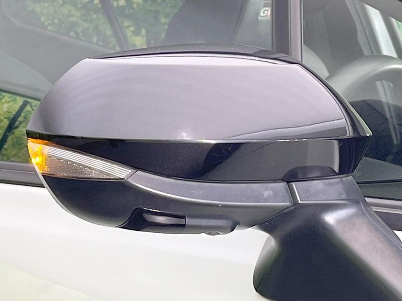 2023 Toyota Aqua 6AA-MXPK11 (UW-6a5d92879644c)[8]