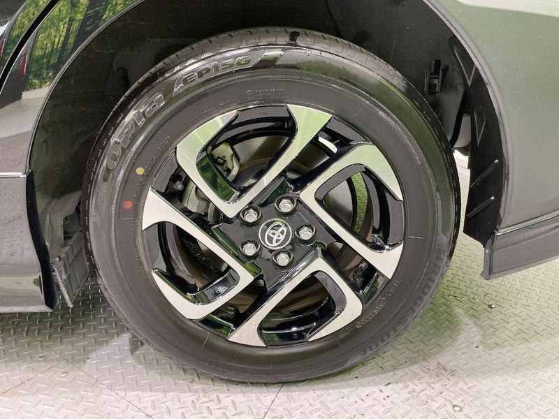 2022 Toyota Sienta 6AA-MXPL10G (UW-6a5d928b8f033)[10]