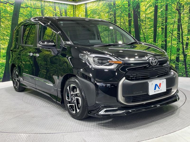 2022 Toyota Sienta 6AA-MXPL10G (UW-6a5d928b8f033)[16]