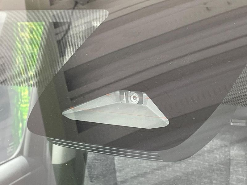2022 Toyota Sienta 6AA-MXPL10G (UW-6a5d928b8f033)[12]