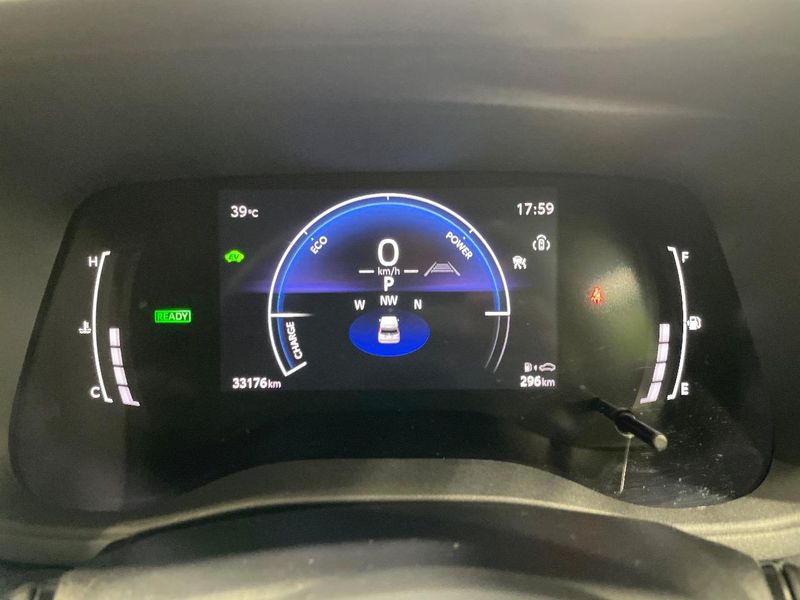 2022 Toyota Sienta 6AA-MXPL10G (UW-6a5d928b8f033)[28]