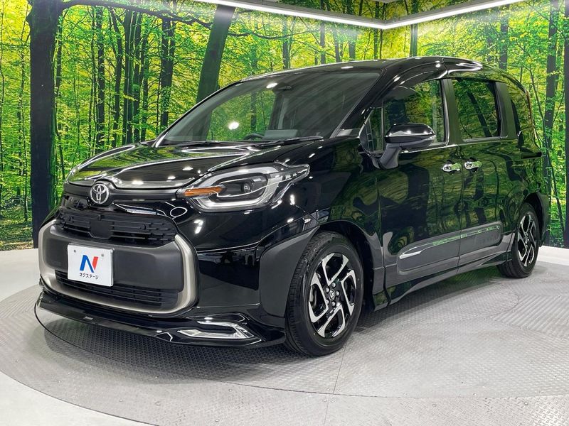 2022 Toyota Sienta 6AA-MXPL10G (UW-6a5d928b8f033)[14]