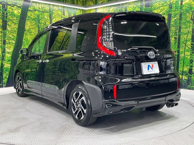 2022 Toyota Sienta 6AA-MXPL10G (UW-6a5d928b8f033)[20]