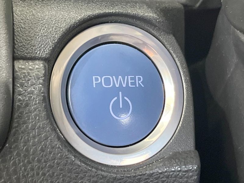 2023 Toyota Sienta 6AA-MXPL10G (UW-6a5d928d2cddf)[28]