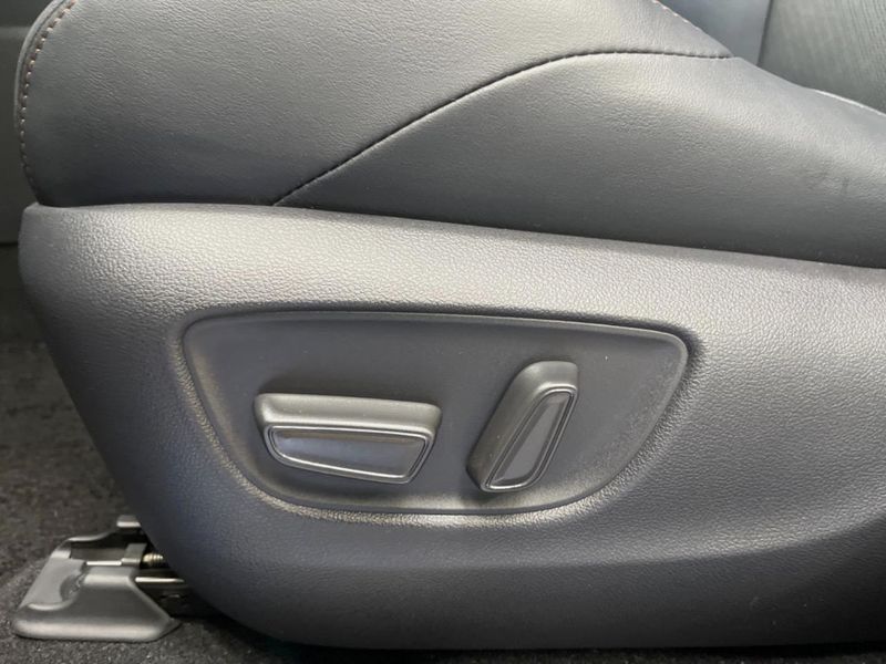2020 Toyota Harrier 6BA-MXUA80 (UW-6a5d9294983d8)[13]