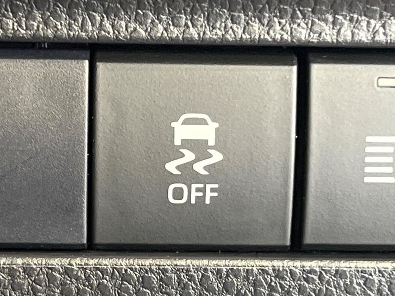 2021 Toyota Harrier 6BA-MXUA80 (UW-6a5d929862f07)[19]