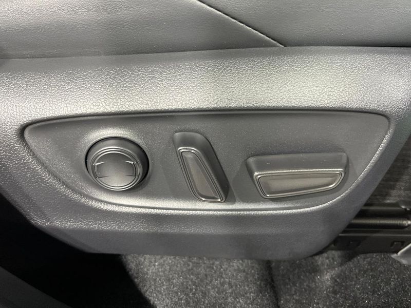 2024 Toyota Harrier 6BA-MXUA80 (UW-6a5d929d8cbb1)[28]