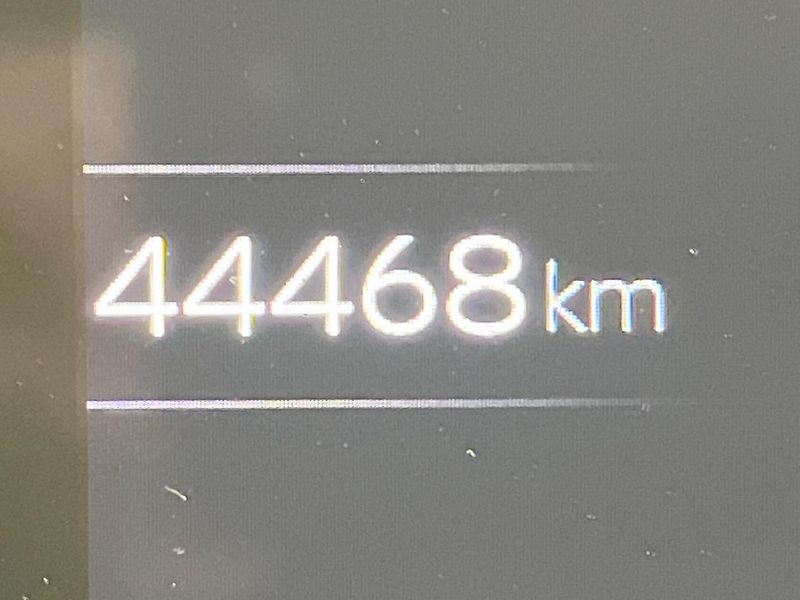 2023 Toyota Prius 6AA-MXWH60 (UW-6a5d92a10f6a7)[2]