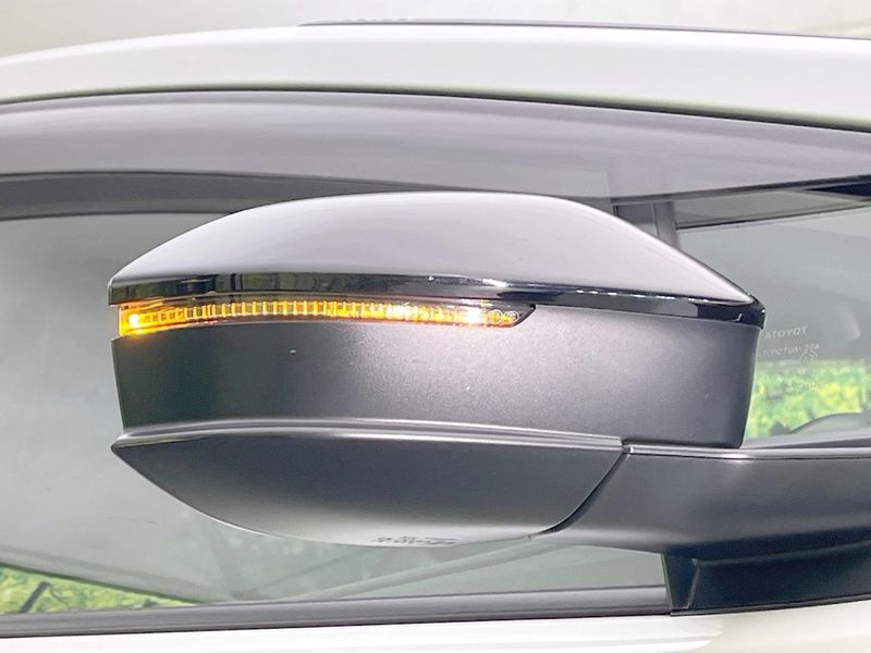 2023 Toyota Prius 6AA-MXWH60 (UW-6a5d92a10f6a7)[7]
