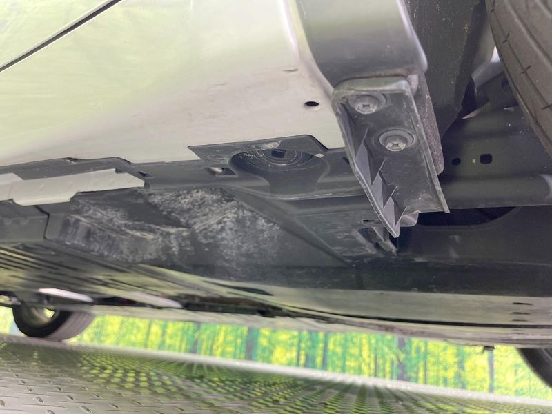 2023 Toyota Prius 6AA-MXWH60 (UW-6a5d92a10f6a7)[26]