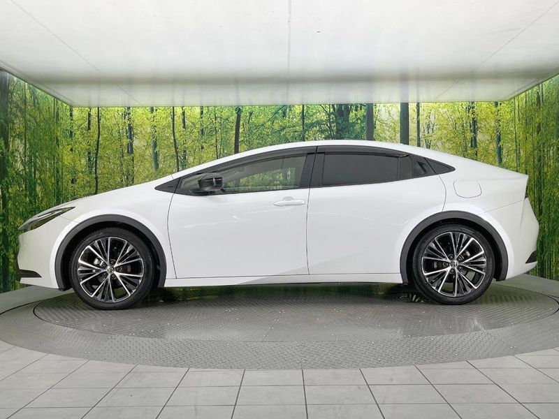 2023 Toyota Prius 6AA-MXWH60 (UW-6a5d92a10f6a7)[21]