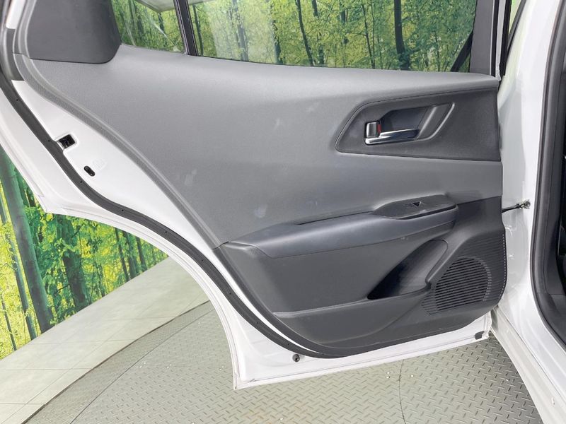 2023 Toyota Prius 6AA-MXWH60 (UW-6a5d92a10f6a7)[28]