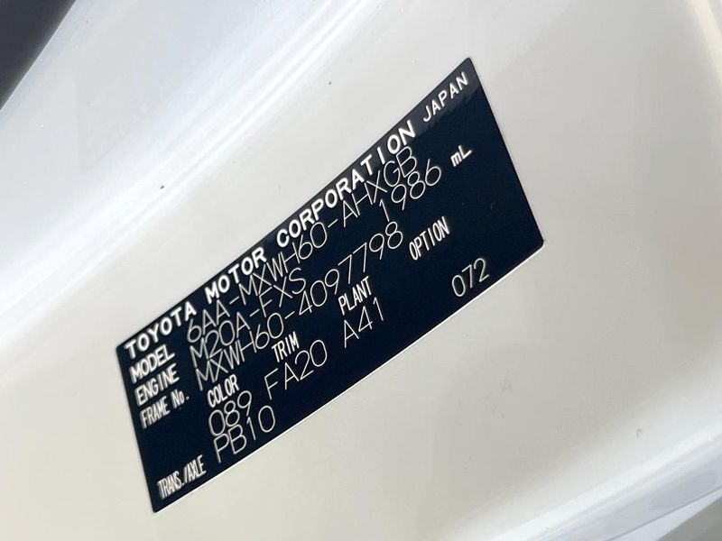 2024 Toyota Prius 6AA-MXWH60 (UW-6a5d92a6026d5)[1]