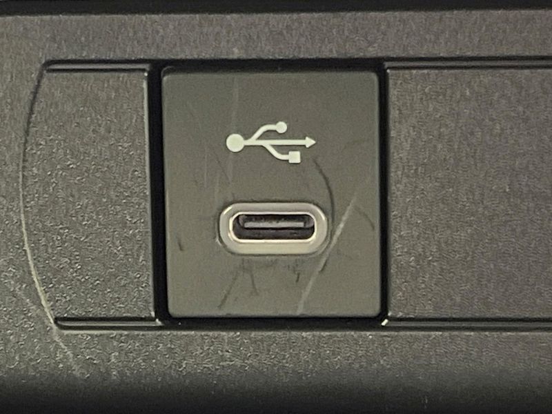 2024 Toyota Prius 6AA-MXWH60 (UW-6a5d92a6026d5)[21]