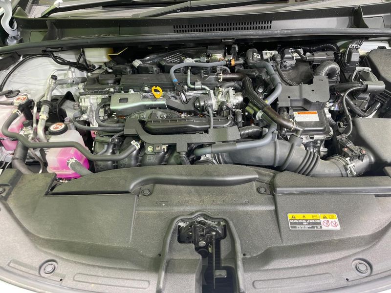 2024 Toyota Prius 6AA-MXWH65 (UW-6a5d92a8b1c64)[10]