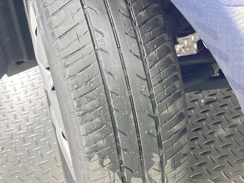 2018 Toyota Vitz DBA-NSP130 (UW-6a5d92ca8c5ac)[11]