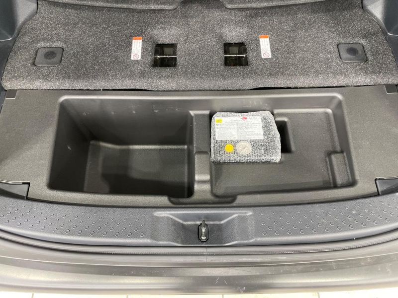 2019 Toyota Sienta DBA-NSP170G (UW-6a5d92cf098be)[27]