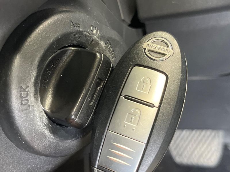 2011 Nissan X-Trail DBA-NT31 (UW-6a5d92d0af75d)[18]