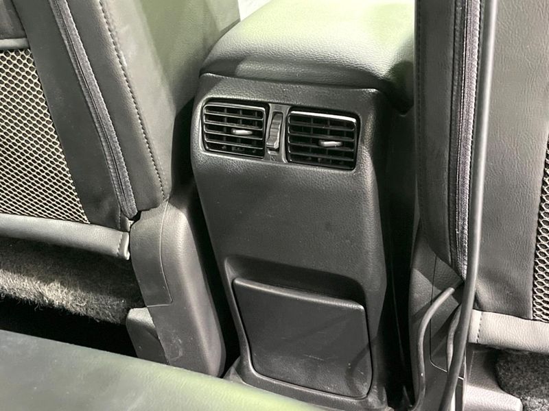 2011 Nissan X-Trail DBA-NT31 (UW-6a5d92d11598c)[24]